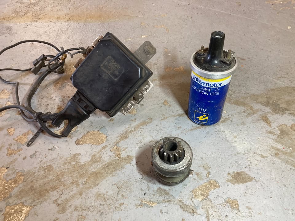 
								Fiat Twin Cam 2.0L & Auto Trans full									