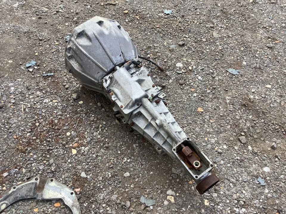 
								Borg Warner T5 gearbox originally from a 1985 Nissan 300zx Turbo full									