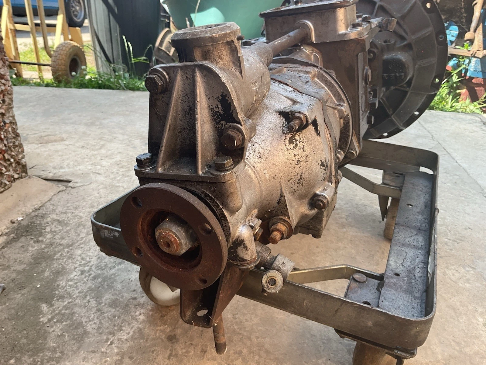 
								Triumph Dolomite Triumph Spitfire 1300 1500 Overdrive Single Rail Gearbox full									